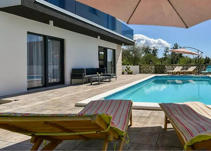 Сasa de vacaciones Luxurious In *