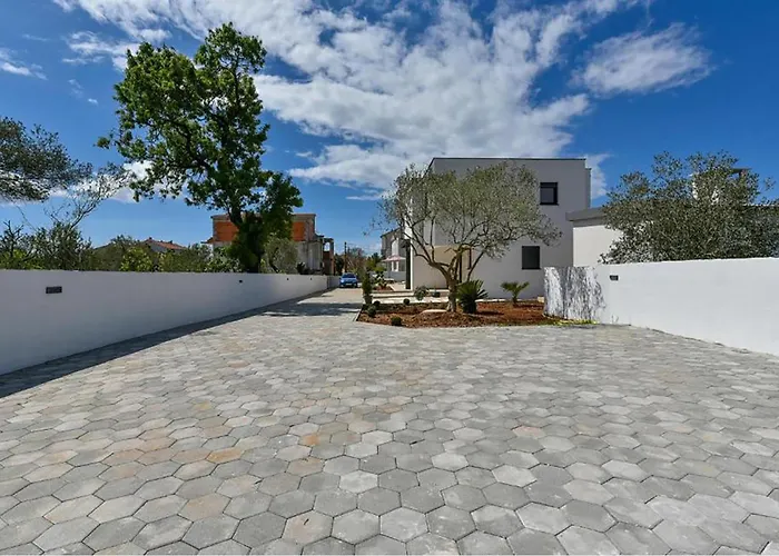 Luxurious In * Sukošan